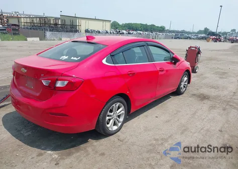 2019 Chevrolet Cruze Lt from USA, damaged, VIN 1G1BE5SM0K7142651